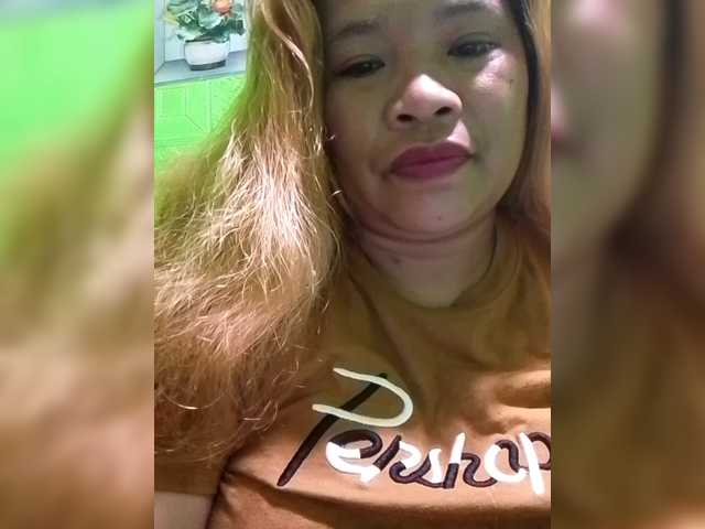 Kyrene's BongaCams show and profile