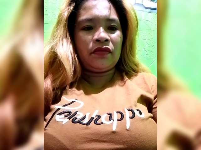 Kyrene's BongaCams show and profile