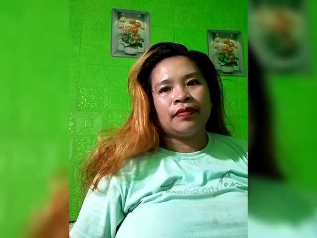 Kyrene's BongaCams show and profile