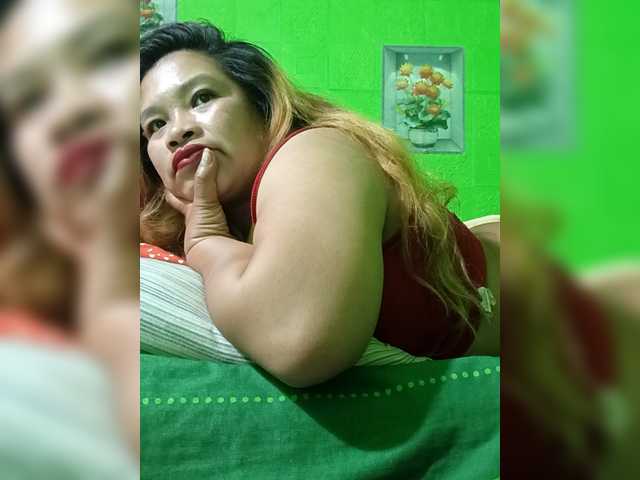 Kyrene's BongaCams show and profile