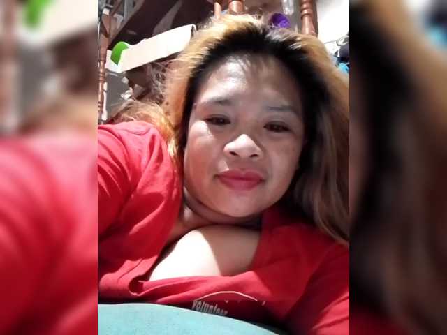 Kyrene's BongaCams show and profile