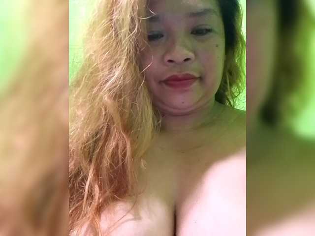 Kyrene's BongaCams show and profile