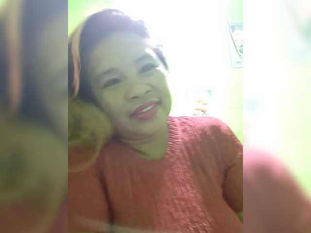 Kyrene's BongaCams show and profile