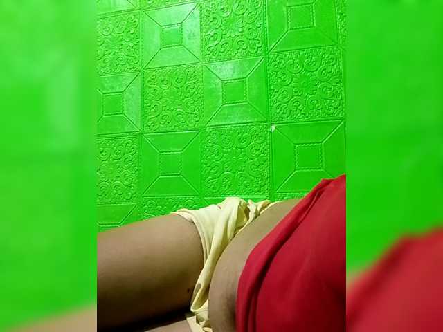 Kyrene's BongaCams show and profile