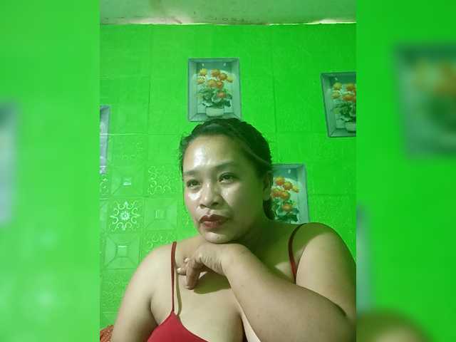 Kyrene's BongaCams show and profile