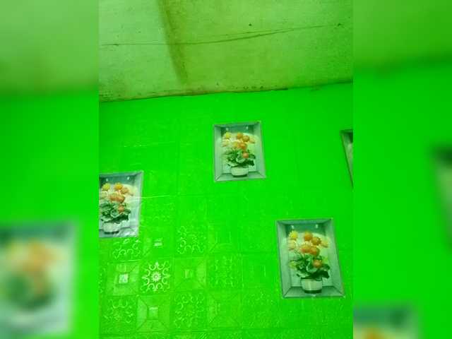 Kyrene's BongaCams show and profile