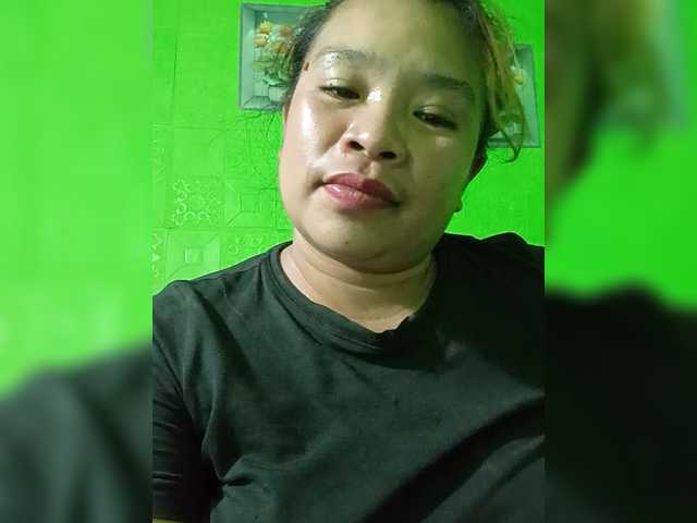 Kyrene's BongaCams show and profile