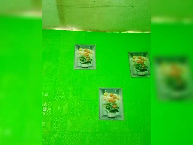 Kyrene's BongaCams show and profile