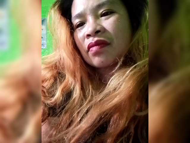 Kyrene's BongaCams show and profile