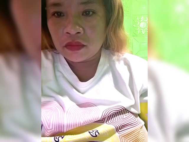 Kyrene's BongaCams show and profile