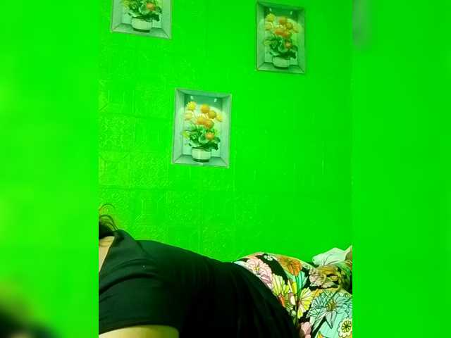 Kyrene's BongaCams show and profile