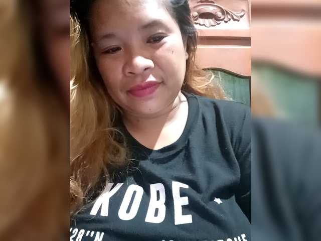 Kyrene's BongaCams show and profile