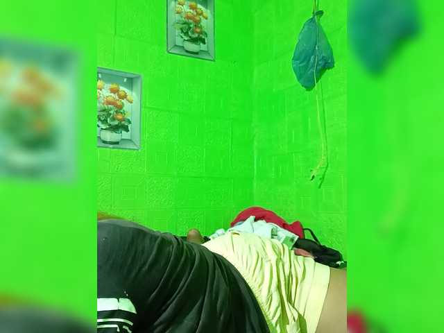 Kyrene's BongaCams show and profile