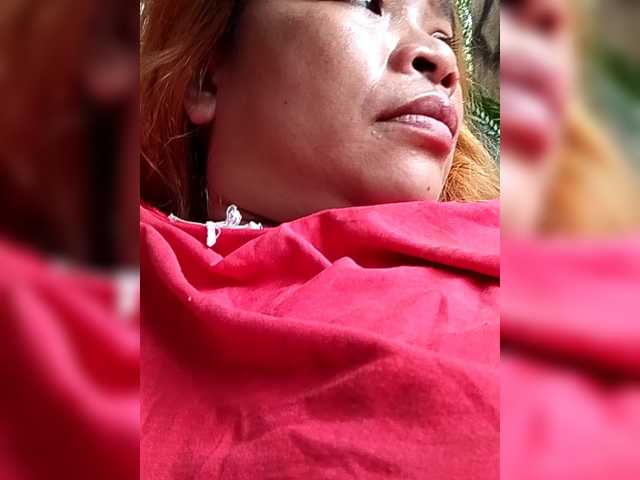 Kyrene's BongaCams show and profile