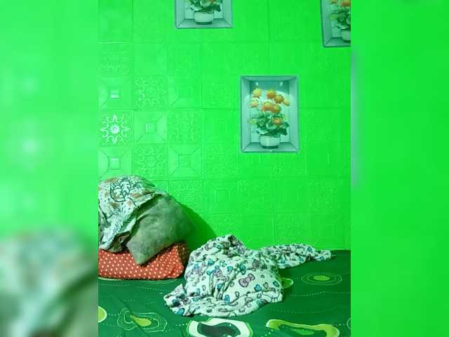 Kyrene's BongaCams show and profile