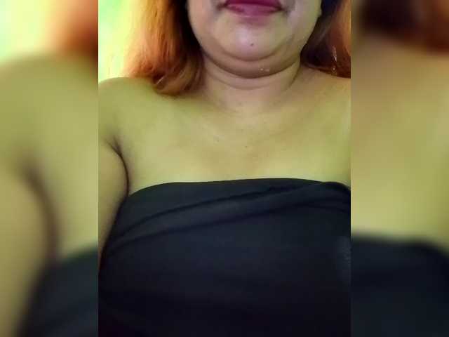 Kyrene's BongaCams show and profile