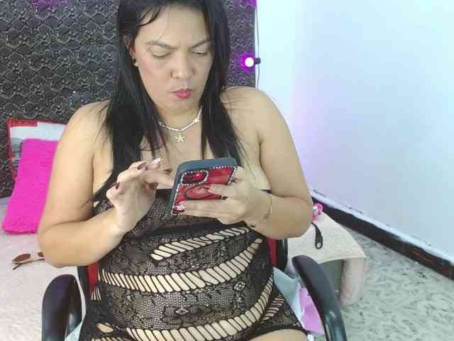 Melodyxcute Live Webcam on BongaCams