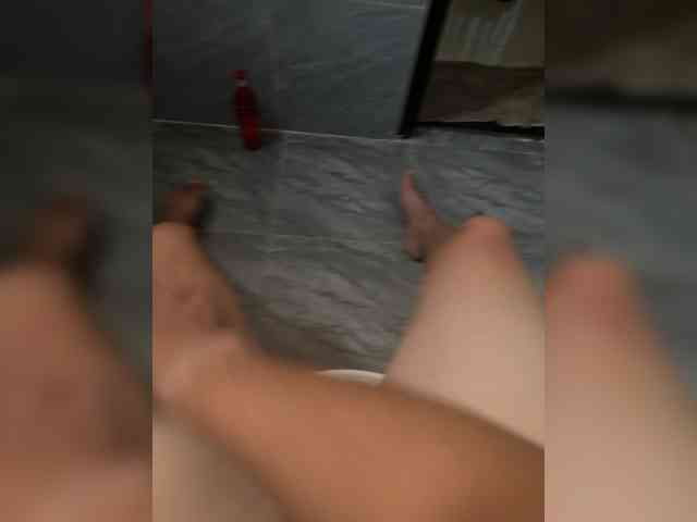LilyOppp Live Webcam on BongaCams
