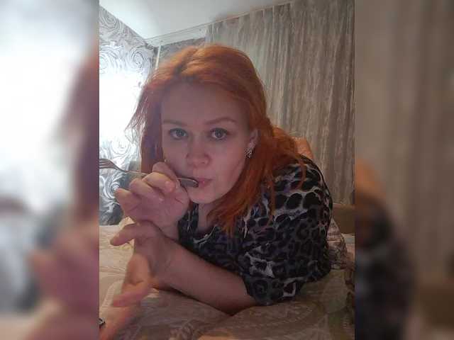 Senorita2's BongaCams show and profile