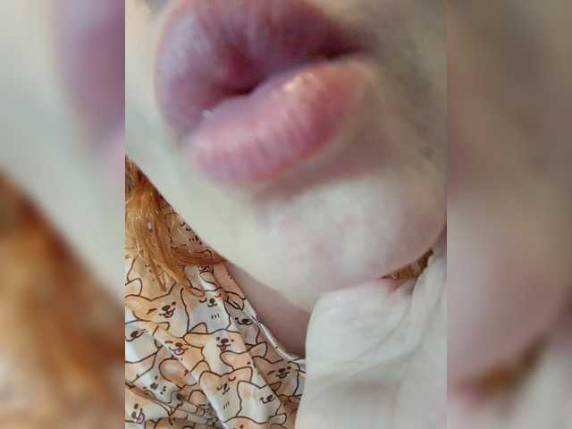 Senorita2's BongaCams show and profile