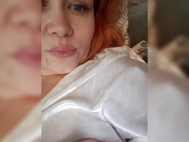 Senorita2's BongaCams show and profile