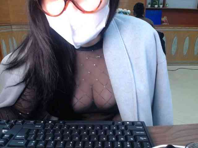 Sexy-office webcam