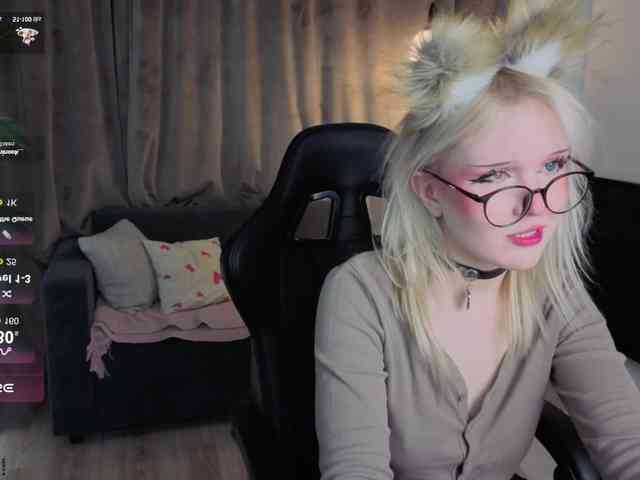 AliceMann Live Webcam on BongaCams