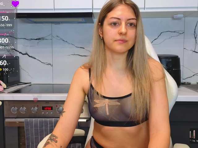 Leppieee's BongaCams show and profile