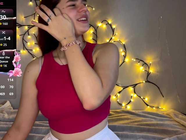 OlivaZach's BongaCams show and profile