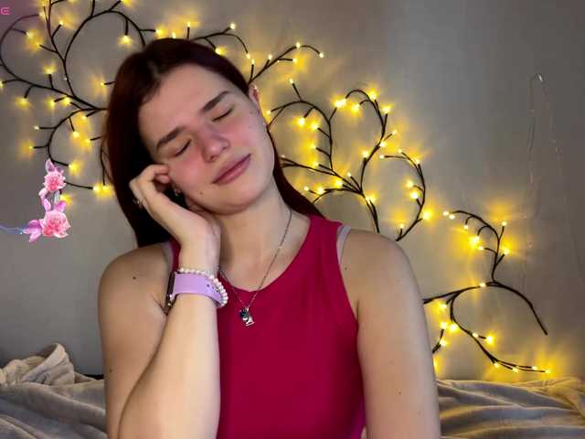 OlivaZach's BongaCams show and profile