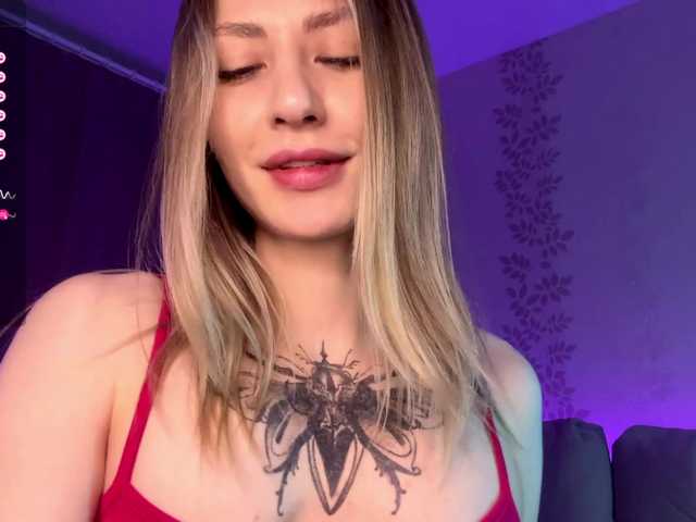 BlondyBun's BongaCams show and profile