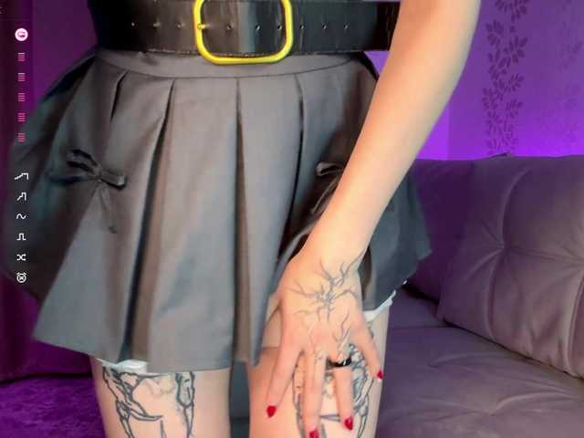 BlondyBun's BongaCams show and profile