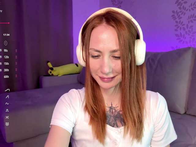 BlondyBun's BongaCams show and profile