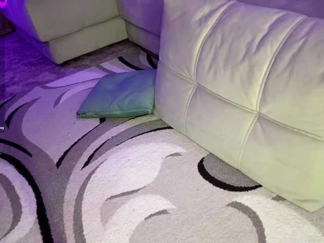 BlondyBun's BongaCams show and profile