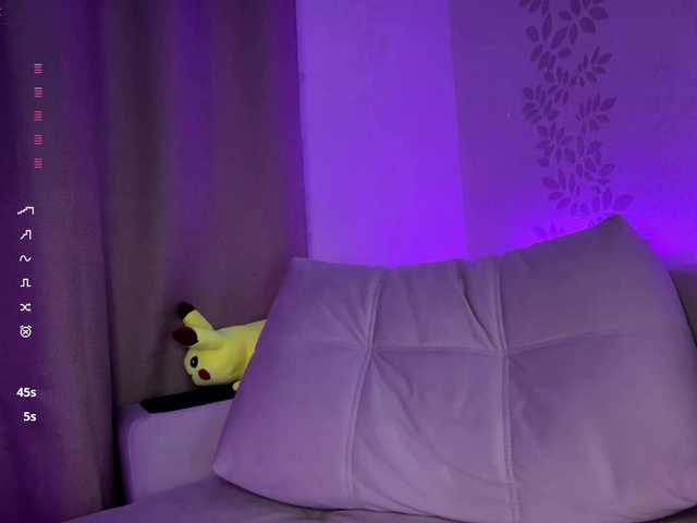 BlondyBun's BongaCams show and profile