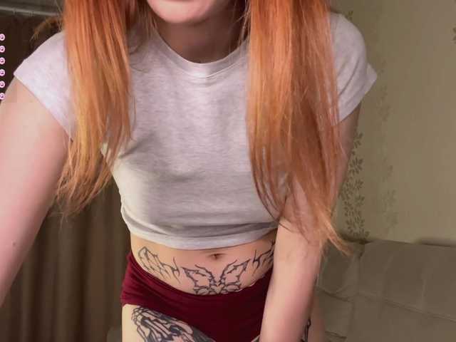 BlondyBun live cam profile