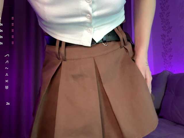 BlondyBun's BongaCams show and profile