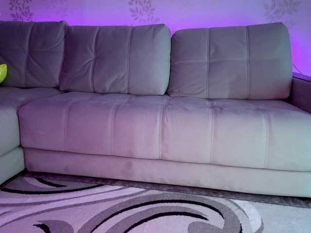 BlondyBun's BongaCams show and profile