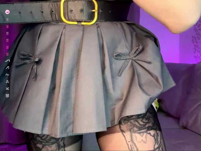 BlondyBun's BongaCams show and profile