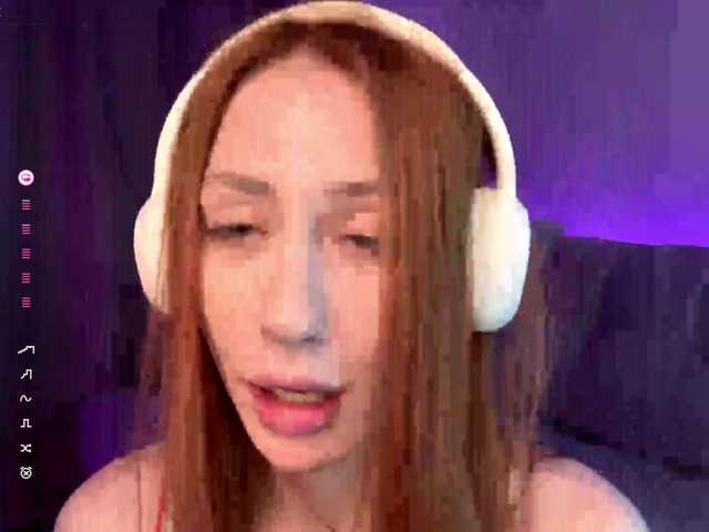 BlondyBun's BongaCams show and profile