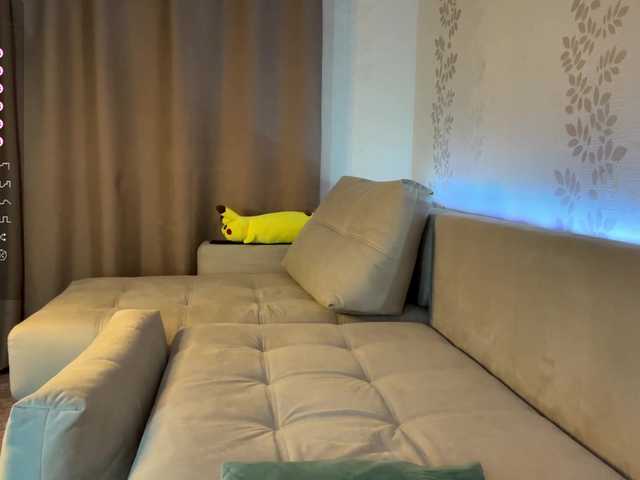 BlondyBun's BongaCams show and profile