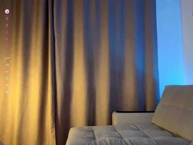 BlondyBun's BongaCams show and profile