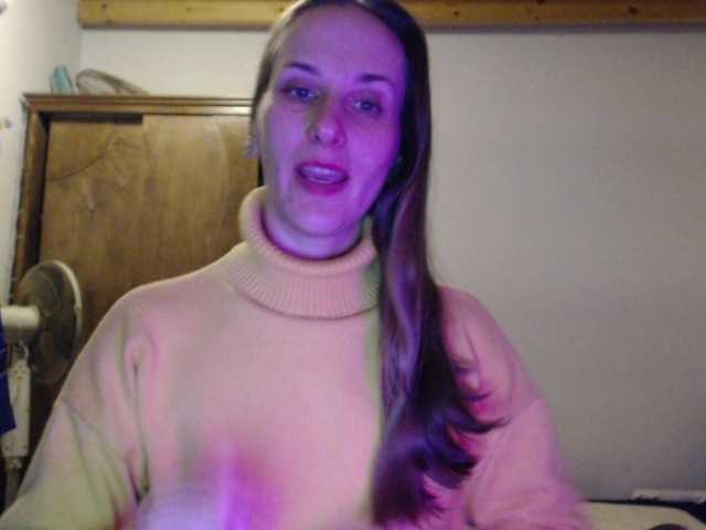 Coachella's BongaCams show and profile