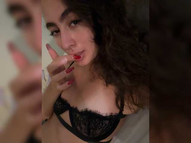 EvaBali's BongaCams show and profile