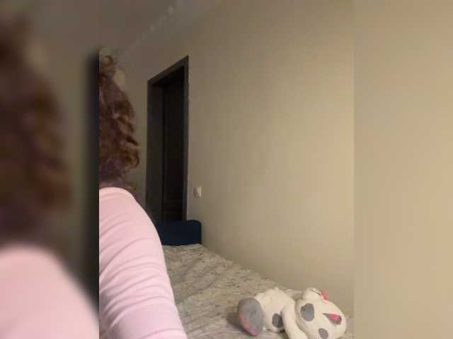 EvaBali's BongaCams show and profile