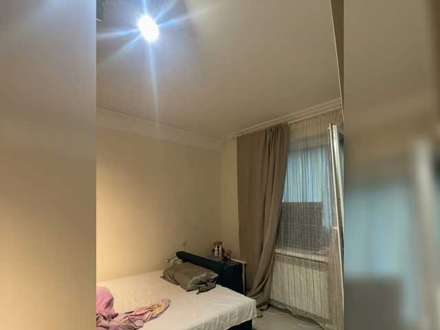 EvaBali's BongaCams show and profile