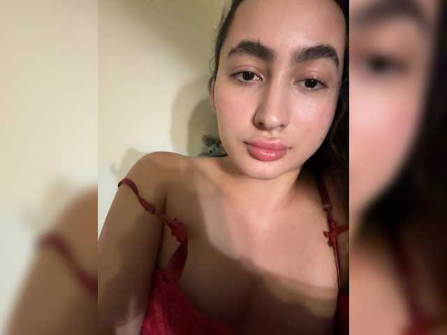 EvaBali's BongaCams show and profile