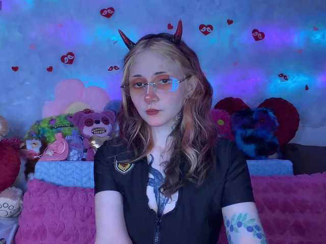 Devil-Baby's BongaCams show and profile