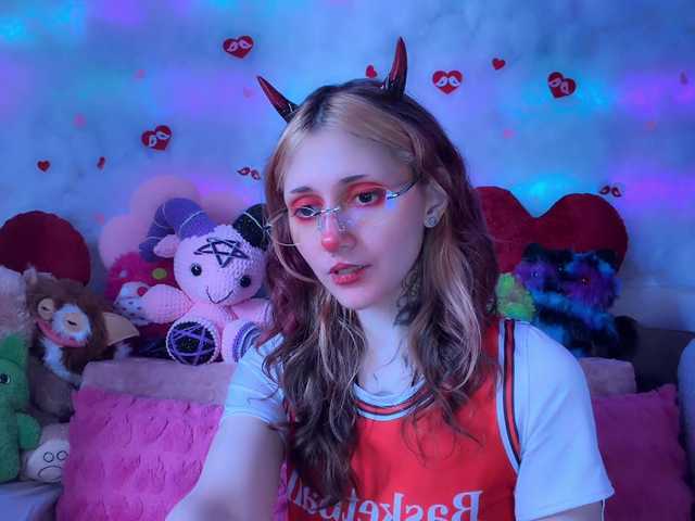 Devil-Baby's BongaCams show and profile