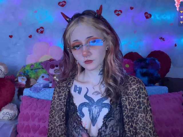 Devil-Baby's BongaCams show and profile